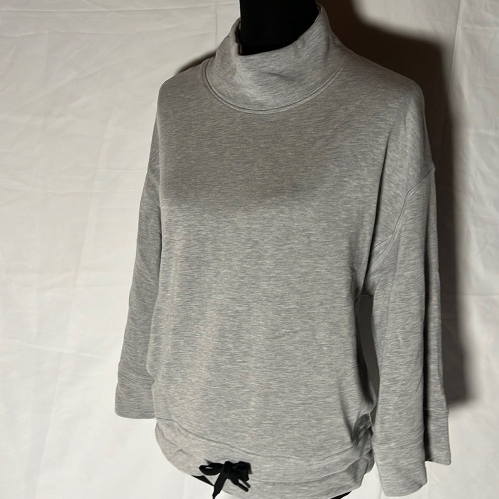 manduka Performance Om French Terry Pull Over Heather Gray, size M